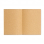 Quaderno A6 in cartone riciclato con pagine neutre e filo singer color beige terza vista