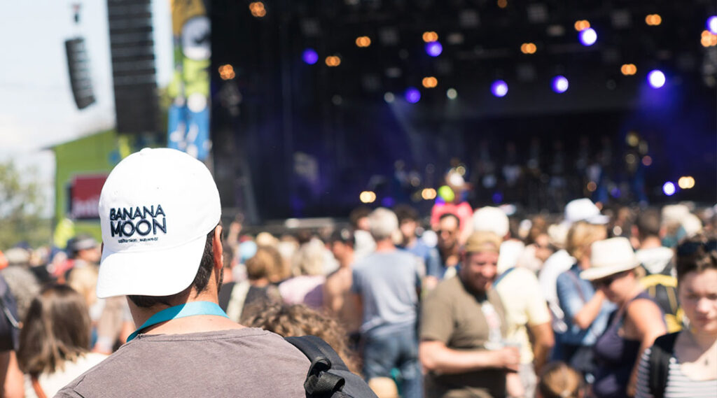 Cappelli per eventi all'aperto