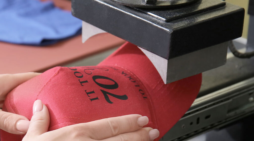 Personalizza cappellini con logo