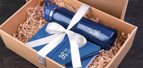 gift box con borraccia, taccuino e penna personalizzati