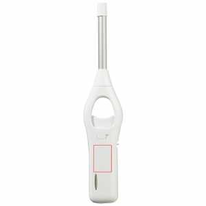 A sinistra della finestra