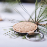 Portachiavi economico rotondo in sughero con incisione laser Eco Round color naturale settima vista