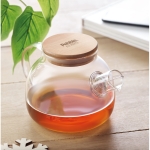 Teiera con logo in vetro infusore acciaio tappo in bamboo 850ml Nordik vista ambiente principale