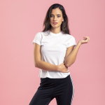 T-shirt tecnica da donna in poliestere traspirante 135g/m² MKT vista ambiente