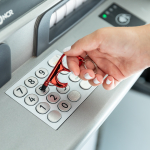 Portachiavi anticontatto 4 colorazioni con punta touch screem Metallic