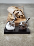 Macina sale e pepe dal design innovativo con base personalizzabile Orbit color nero vista ambiente 2