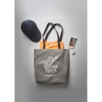 Shopper per la spesa personalizzabile 190D reflectante Flash color argento opaco vista ambiente principale