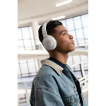 Cuffie bluetooth senza fili con logo della Urban Vitamin Fresno color bianco vista ambiente