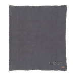 Coperta personalizzata ecologica con frange ai bordi Ukiyo color grigio scuro vista con logo