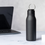 Borracce promozionali con anello in metallo nel tappo da 600ml Fancy vista ambiente
