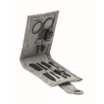 Set per la manicure con 6 accessori in astuccio di feltro RPET color grigio