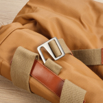 Zaino impermeabile in cotone riciclato per laptop da 17'' 23L color camel seconda vista