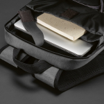 Zaino da 22 litri in nylon riciclato con cerniere impermeabili 15,6” color grigio scuro terza vista dettaglio