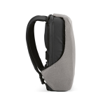 Zaino da 20 litri in rPET e tessuto antitaglio con chiusura TSA nascosta 15,6” color grigio chiaro quarta vista