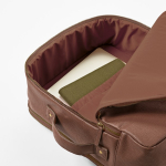 Zaino elegante in pelle riciclata con tasca espandibile per PC 17'' color marrone scuro quarta vista dettaglio