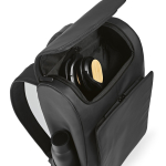 Zaino da 20l in ecopelle con tasca imbottita posteriore per pc portatili color nero quarta vista dettaglio