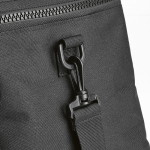 Borsa frigo isolante in plastica riciclata con ampia apertura 10L color nero seconda vista dettaglio
