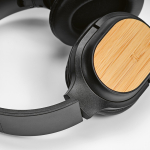 Cuffie wireless in bambù, ricarica USB-C e batteria da 8H color nero vista dettaglio