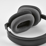 Cuffie wireless ACN con microfono integrati e batteria da 400mAh color nero vista dettaglio