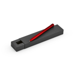 Penna in alluminio riciclato con pulsante magnetico e inchiostro nero color rosso quarta vista