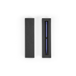 Penna in alluminio riciclato con pulsante magnetico e inchiostro nero color blu mare terza vista