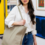 Borsa della spesa in cotone riciclato 300 g/m² con manici lunghi color beige quarta vista