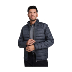 Giubbino imbottito da uomo in 100% poliestere 290 g/m² Roly color mogano immagine stile di vita