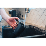 Tazza termica in acciaio inox riciclato con cannuccia e tappo 800ml color nero vista ambiente 2