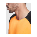 T-shirt sportiva per bambini a maniche corte 140 g/m2 Roly Bugatti color arancione immagine stile di vita 2