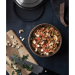 Lunch box in vetro con coperchio in silicone Black+Blum da 750ml vista ambiente 4