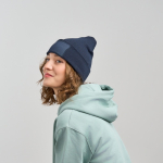 Berretto in poliestere riciclato con patch personalizzato vue 2