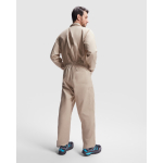 Tuta da lavoro in poliestere e cotone con zip 200g/m2 Roly Jimmy color sabbia quarta vista d'uso