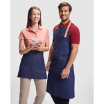 Grembiule da lavoro lungo in cotone 250 g/m2 Roly Batali color blu alice terza vista d'uso