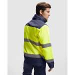 Parka da lavoro alta visibilità impermeabile 400g/m2 Roly Epsylon color giallo fluorescente quarta vista d'uso