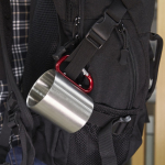 Tazza metallica a doppia parete con manico moschettone colorato 230ml color rosso vista dettaglio 3