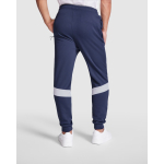 Pantaloni sportivi lunghi in poliestere 240g/m2 Roly Direct Rodas color blu mare quarta vista d'uso