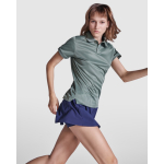 Polo tecnica donna in poliestere riciclato 125g/m2 Roly Direct Tormo color verde oliva quarta vista d'uso
