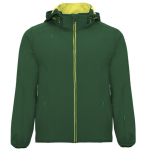 Softshell con cappuccio rimovibile e tasche Roly Direct Siberia color verde bottiglia prima vista d'uso