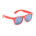 Occhiali da sole in vari colori opachi con lenti nere traslucide color rosso prima vista