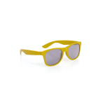 Occhiali da sole per bambini in vari colori con lenti nere color giallo prima vista