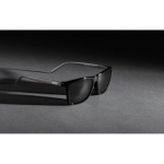 Occhiali da sole ecologici polarizzati con protezione UV400 Swiss Peak color nero vista ambiente 2