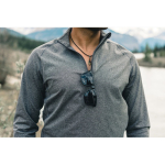 Occhiali da sole ecologici polarizzati con protezione UV400 Swiss Peak color nero vista ambiente 4