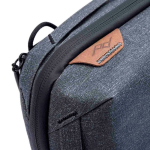 Organizzatore in nylon riciclato per accessori da viaggio Peak Design color titanio