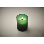 Candela alla vaniglia in cera vegetale con stoppino in legno color verde terza vista fotografica