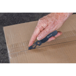 Utensile pieghevole in acciaio inox 420 con 11 funzioni GearX color nero vista ambiente 2