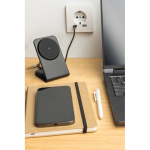 Caricatore wireless magnetico eco con base antiscivolo 15W color nero vista ambiente 2
