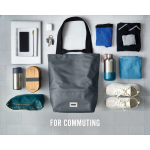 Borsa termica impermeabile con scomparto diviso Black+Blum 16l color grigio vista ambiente