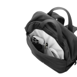 Zaino espandibile in tessuto riciclato con cerniera Duo-Zipper 16” color nero vista 17