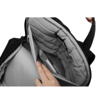 Zaino espandibile in tessuto riciclato con cerniera Duo-Zipper 16” color nero
