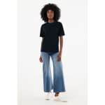 T-shirt unisex cotone riciclato modern fit 220 g/m2 IQONIQ Nikko color nero vista con modello
